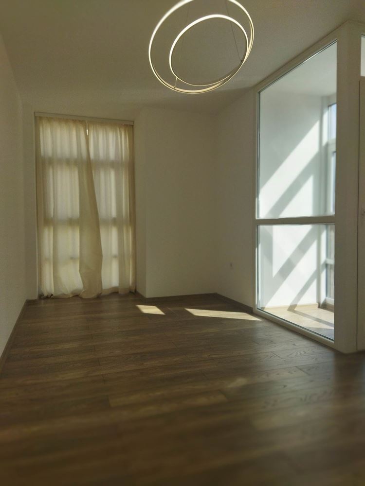 Süper merkezde, lüks bir binada, kamu hizmetleri dahil lüks mülk-0 Супер център, луксозен имот в луксозна сграда с включени консумативи - 0