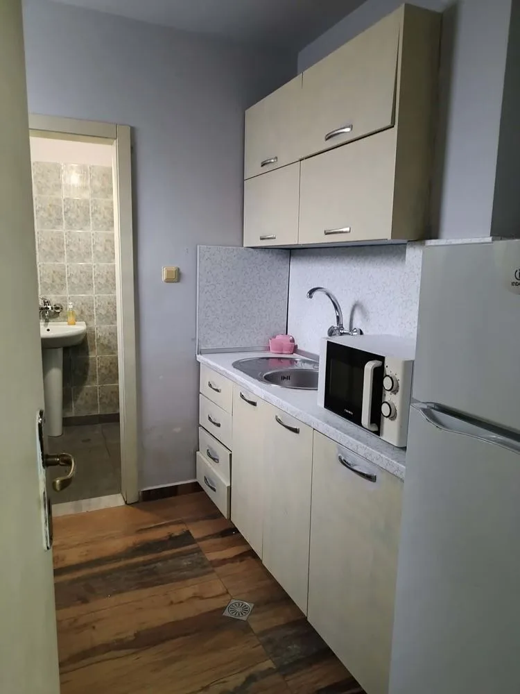 Blvd. Hadji Dimitar, Vollständig eingerichtetes und renoviertes Büro im Bürogebäude-0 Hadzhi-Dimitar-Boulevard, Vollständig möbliertes und renoviertes Büro in einem Bürogebäude – 0