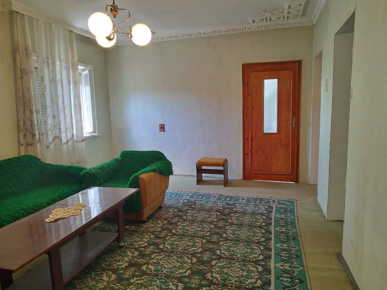 село Ковачите,масивна къща на два етажа с двор 1800 кв.м.-0 село Ковачите,масивна къща на два етажа с двор 1800 кв.м. - 0