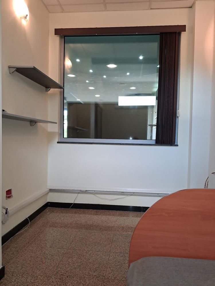 Center, Shop, 75sq.m, ground floor, luxury, warehouse, bathroom-0 Център, Магазин, 75кв.м, партер, лукс, склад, санитарен възел - 0
