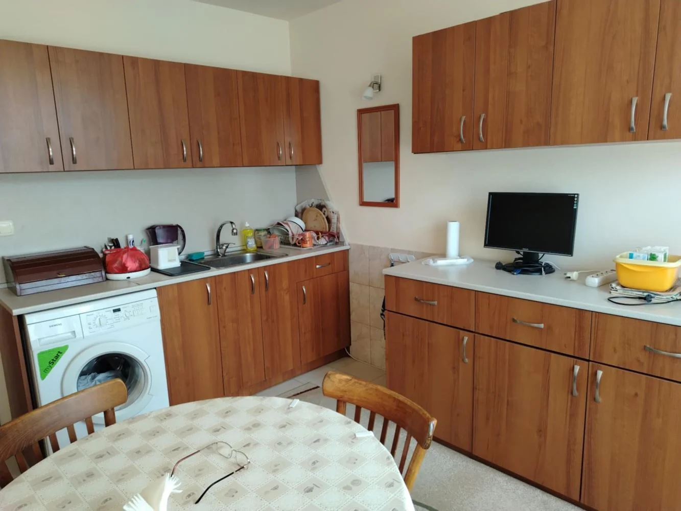 Meter von Largo, Ein-Zimmer-Wohnung, Backstein, nach der Renovierung, niedrigen Boden-0 Nur wenige Meter vom Largo entfernt, 2-Zimmer-Wohnung, Backsteinbau, renoviert, unteres Stockwerk – 0