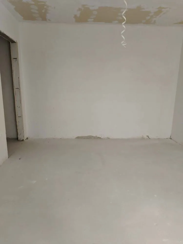 Mehrzimmerwohnung im idealen Stadtzentrum, Fläche 266qm, Grundstück 53qm, Garage-0 Mehrzimmerwohnung im idealen Stadtzentrum, Wohnfläche 266 m², Grundstücksfläche 53 m², Garage – 0