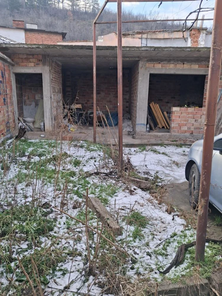 Viertel. ”Klutsohor” - Haus mit Hof zu verkaufen im unteren Teil des Viertels-0 Stadtteil ”Klutsohor” – Haus mit Garten im unteren Teil des Stadtteils zu verkaufen – 0