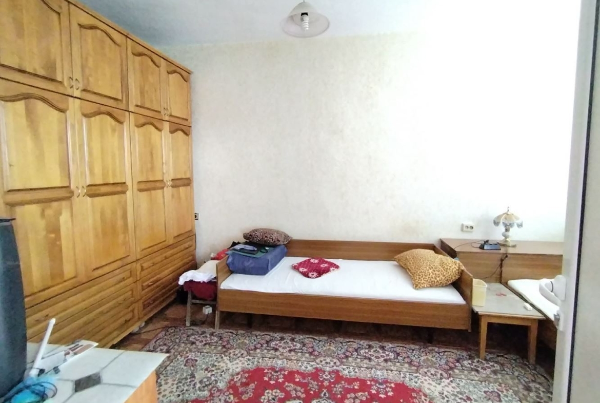 1170