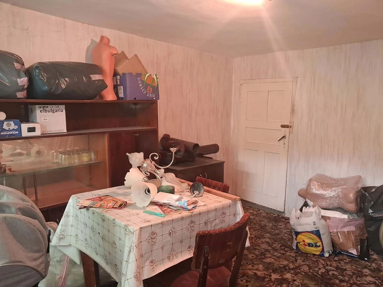 Stadtteil Komluka, einstöckiges Haus mit Erdgeschoss, in der Nähe eines Parks. Asenovets-0 кв. Комлука, едноетажна къща с приземен етаж, близо до парк. Асеновец - 0