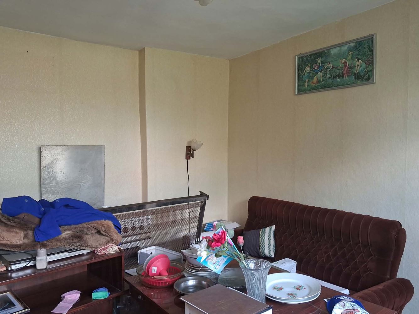 кв. Комлука, едноетажна къща с приземен етаж, близо до парк. Асеновец-0 кв. Комлука, едноетажна къща с приземен етаж, близо до парк. Асеновец - 0