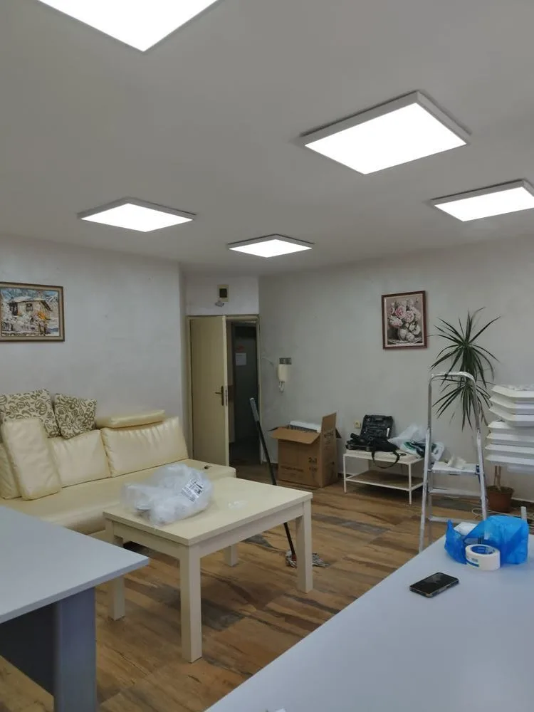 Blvd. Hadji Dimitar, Vollständig eingerichtetes und renoviertes Büro im Bürogebäude-0 Hadzhi-Dimitar-Boulevard, Vollständig möbliertes und renoviertes Büro in einem Bürogebäude – 0
