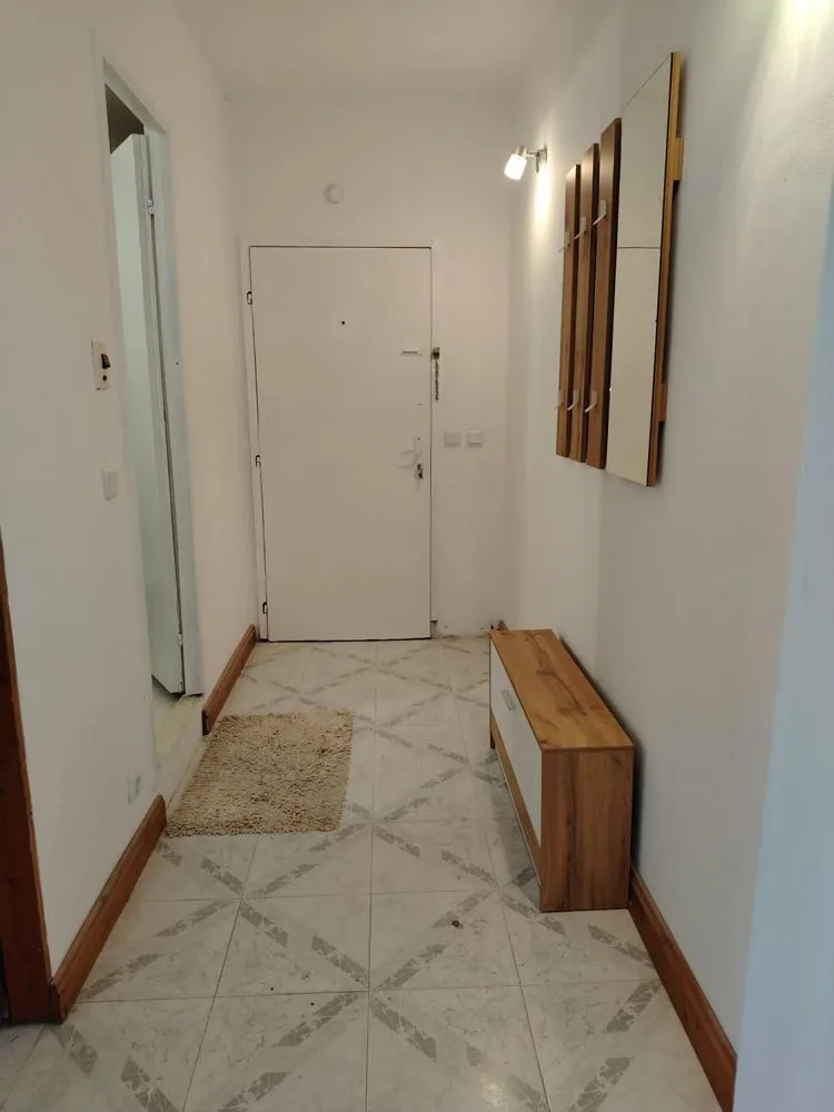Zu verkaufen: Zweizimmer-Plattenbauwohnung mit Zentralheizung – Stadtteil Stoyan Zaimov-0 Продава се двустаен панелен апартамент с ТЕЦ - кв. Стоян Заимов - 0