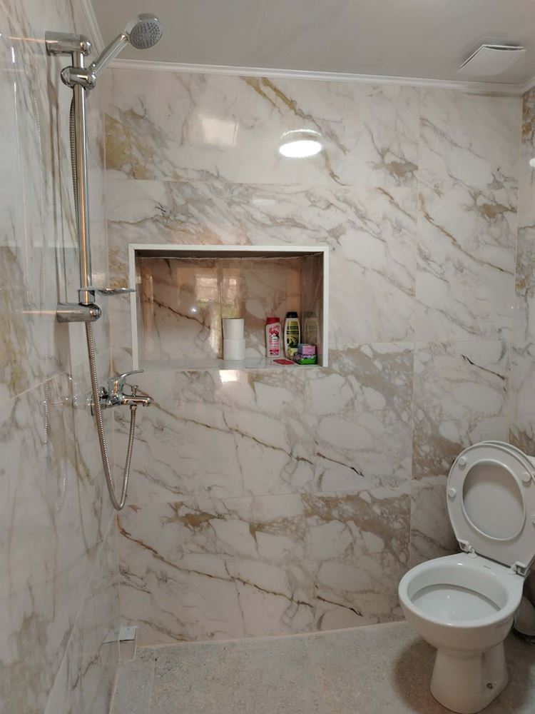 Тухлена къща в с. Горно Александрово, двор 1910кв.м - 0
