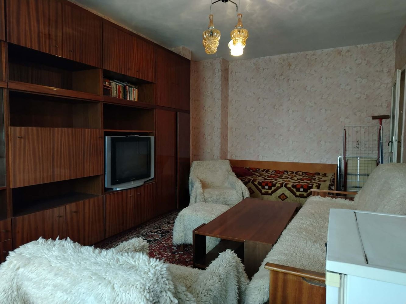 кв. Българка, Двустаен тухлен апартамент, без преход, ТЕЦ - 0