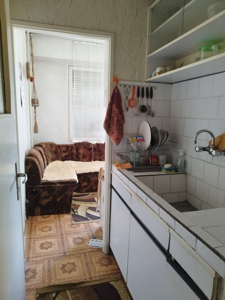 кв. Дружба, Двустаен апартамент с отлично изложение, три самостоятелни стаи-0 кв. Дружба, Двустаен апартамент с отлично изложение, три самостоятелни стаи - 0