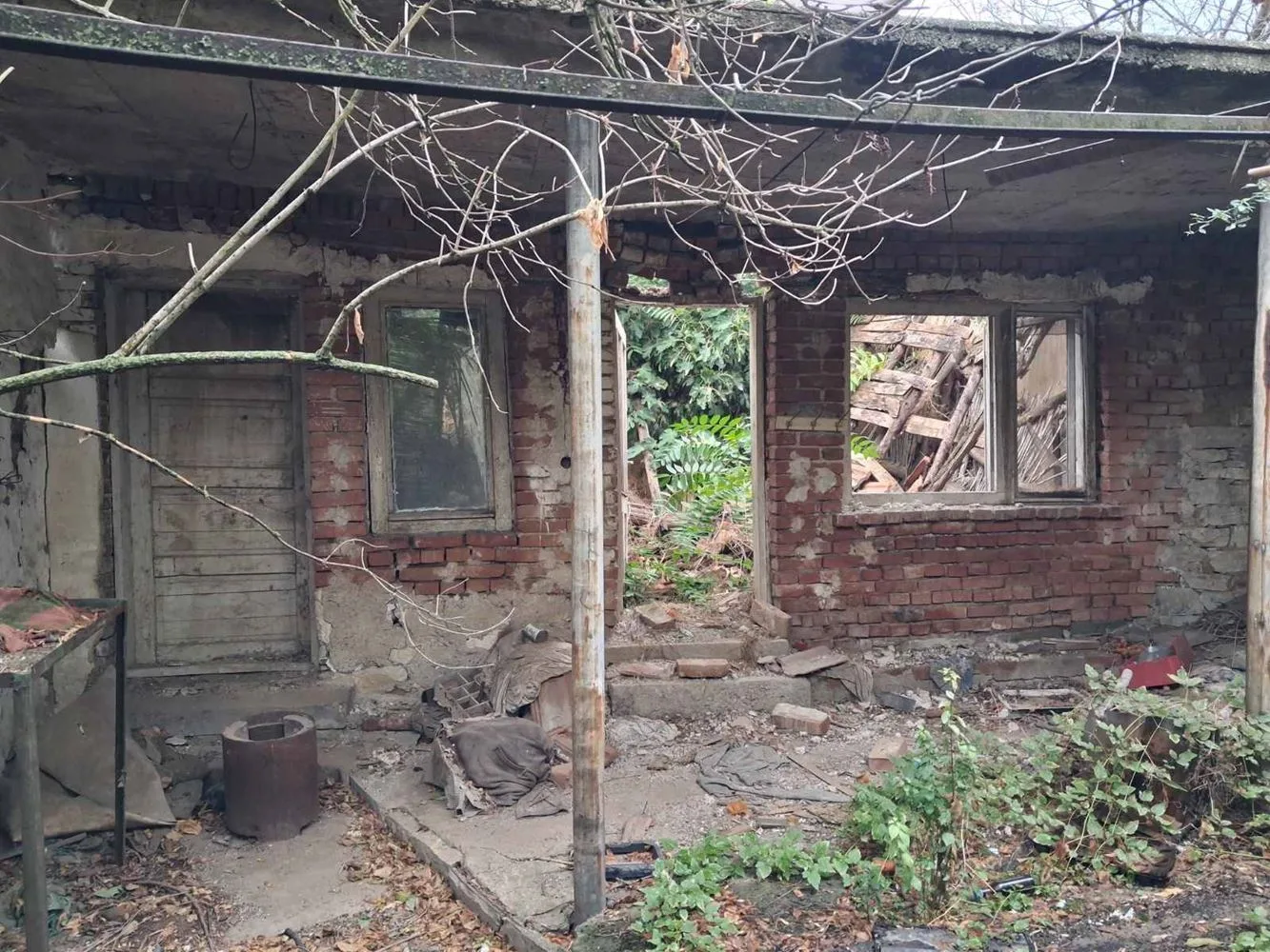 Dorf Zlati Voyvoda, Grundstück 819 m² und ein altes Haus, Strom, Wasser – 0 Dorf Zlati Voyvoda, Grundstück 819 m² und ein altes Haus, Strom, Wasser – 0