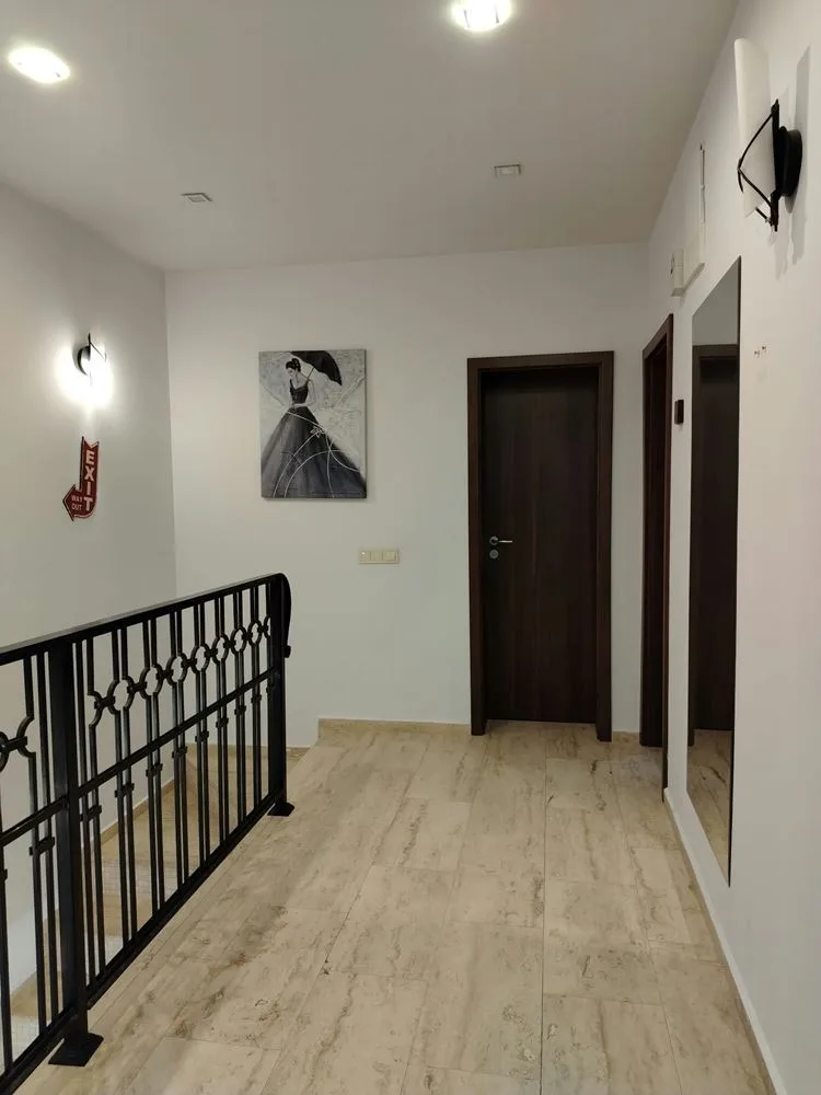 Stadtzentrum, Zweizimmerwohnung mit Garage, komplett möbliert, inkl. Nebenkosten, KEINE blaue Zone-0 Stadtzentrum, Zweizimmerwohnung mit Garage, komplett möbliert, inkl. Nebenkosten, KEINE blaue Zone – 0