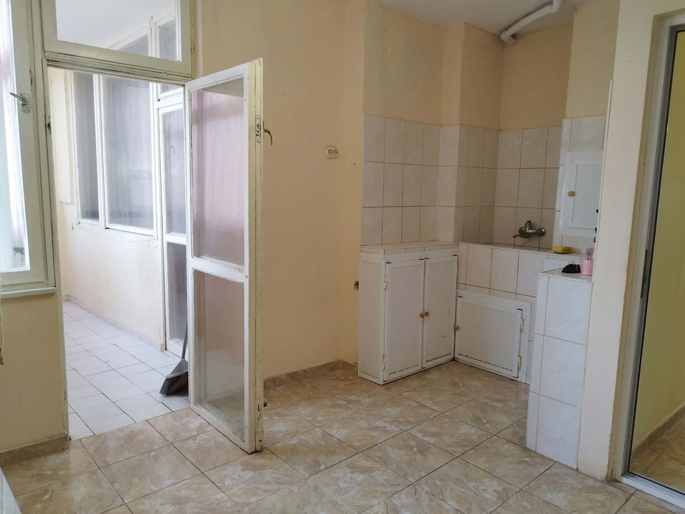 Stadtteil Druzhba, Dreizimmerwohnung – 0 Stadtteil Druzhba, Dreizimmerwohnung – 0