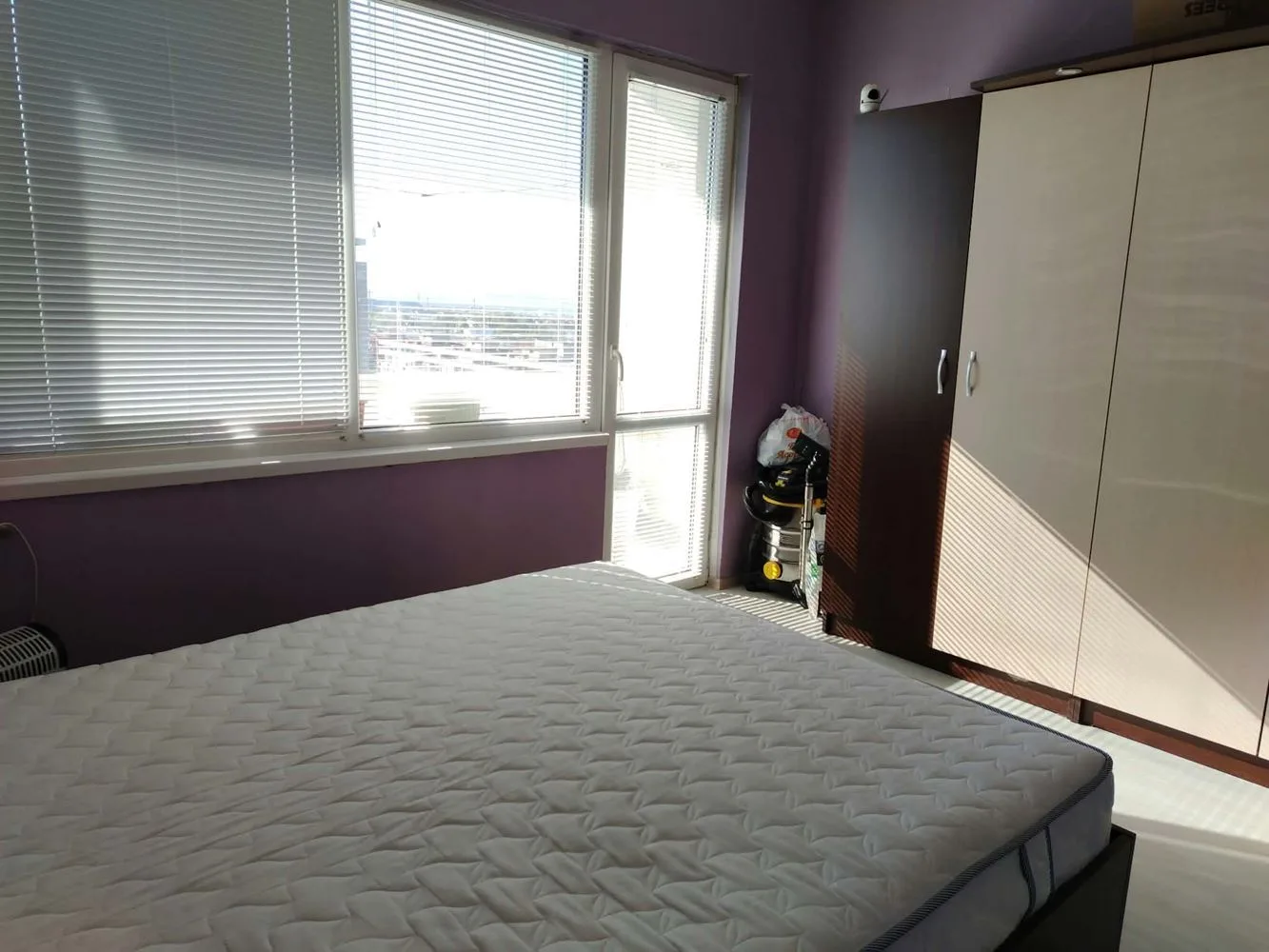 Dame Gruev Neighborhood, Spacious two-bedroom apartment with central heating and a wonderful panoramic view-0 Dame Gruev Neighborhood, Spacious two-bedroom apartment with central heating and a wonderful panoramic view - 0
