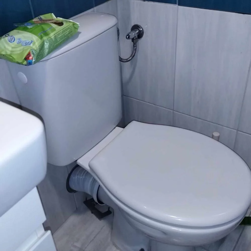 Zentrum-Hauptstraße Largo, ein Schlafzimmer Wohnung, in zwei Schlafzimmer umgewandelt, nach der Renovierung, möbliert-0 Zentrum – Hauptstraße Largo, Zweizimmerwohnung, zu einer Dreizimmerwohnung umgebaut, renoviert, möbliert – 0