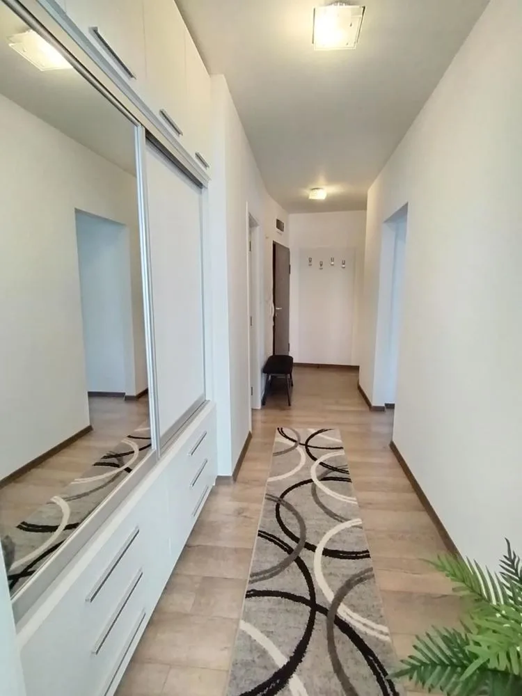 Luxuriöse Zwei-Zimmer-Wohnung zur Miete im TOP-Zentrum von Sliven - das beste Angebot auf dem Markt-0 Luxuriöse 3-Zimmer-Wohnung zur Miete im absoluten Zentrum von Sliven – das beste Angebot auf dem Markt – 0