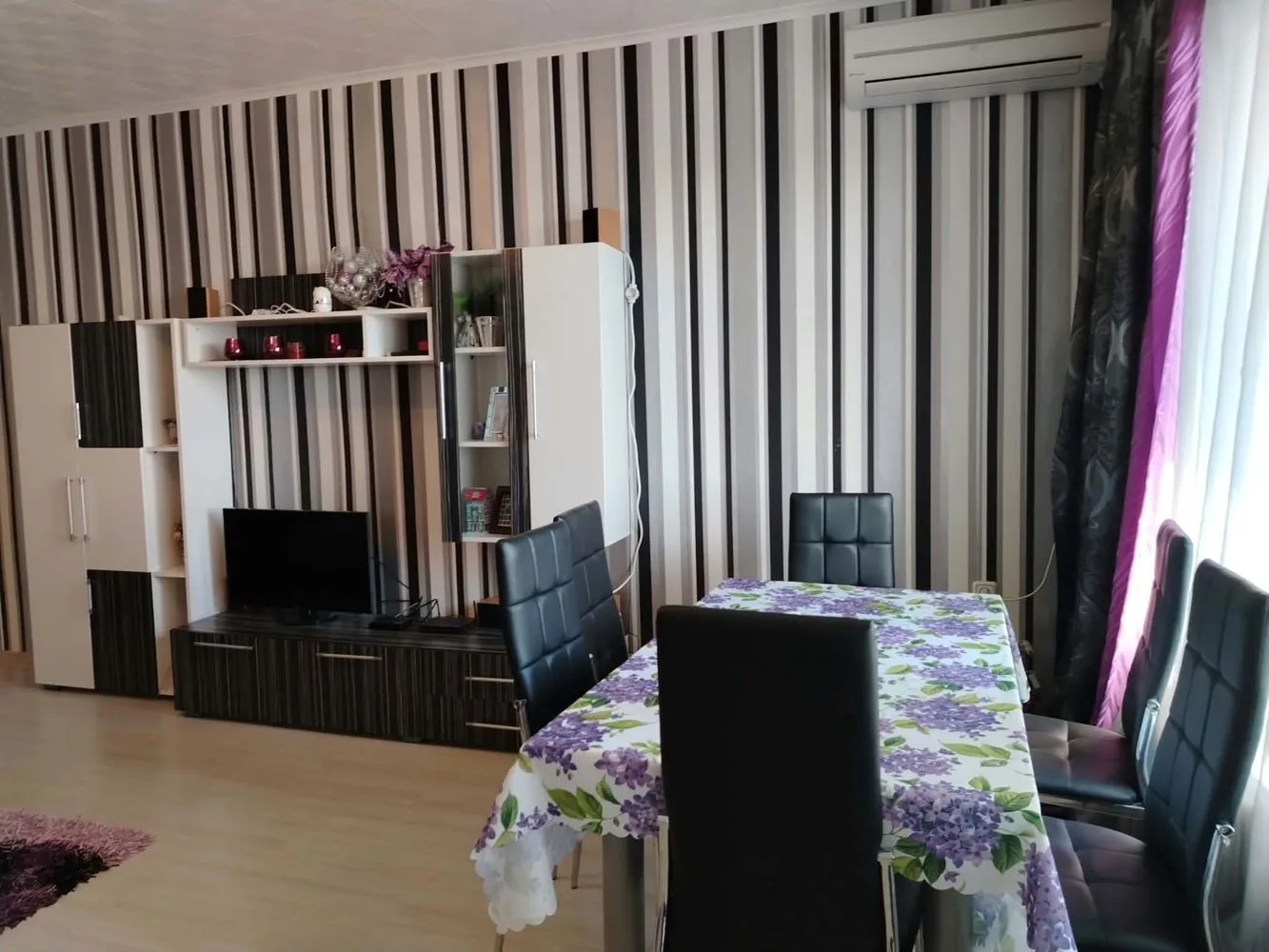 Dame Gruev Neighborhood, Spacious two-bedroom apartment with central heating and a wonderful panoramic view-0 Dame Gruev Neighborhood, Spacious two-bedroom apartment with central heating and a wonderful panoramic view - 0
