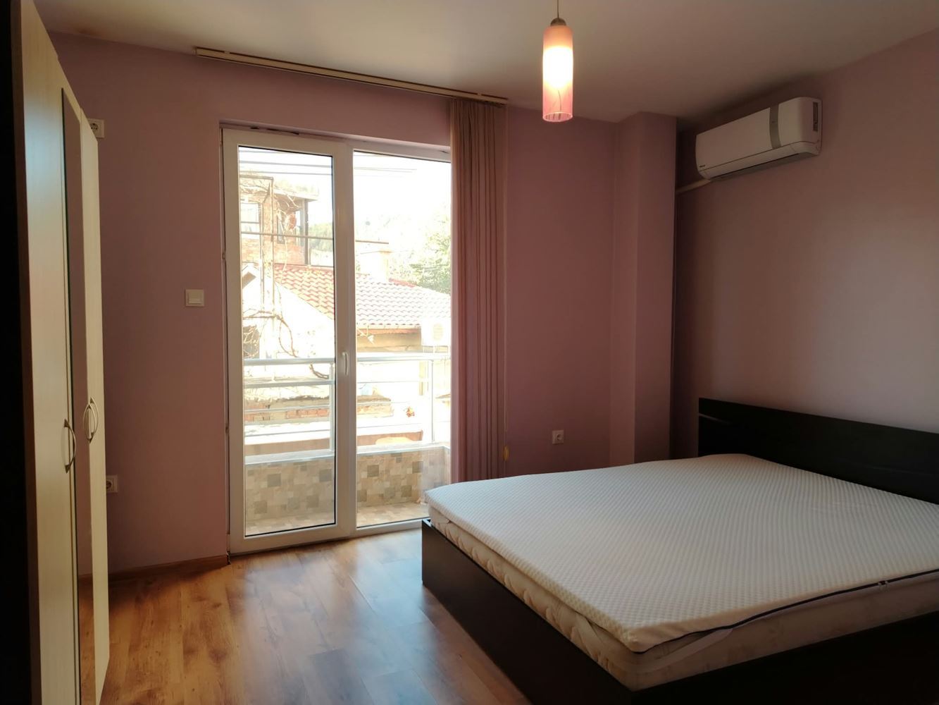 Neben den zwei Aslanes, Ein-Zimmer-Wohnung zur Miete, möbliert-0 In der Nähe von „Die beiden Aslan“, möblierte Zweizimmerwohnung zu vermieten – 0