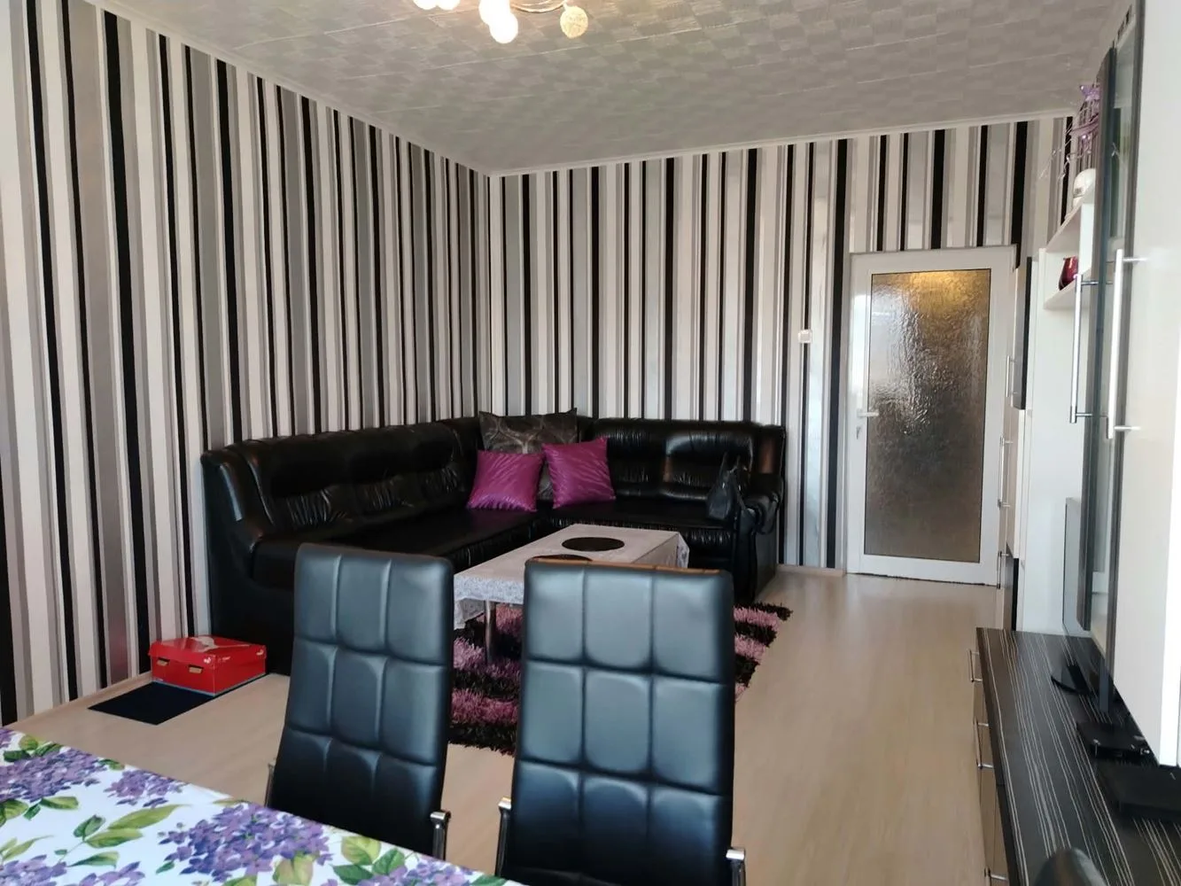Dame Gruev Neighborhood, Spacious two-bedroom apartment with central heating and a wonderful panoramic view-0 Dame Gruev Neighborhood, Spacious two-bedroom apartment with central heating and a wonderful panoramic view - 0