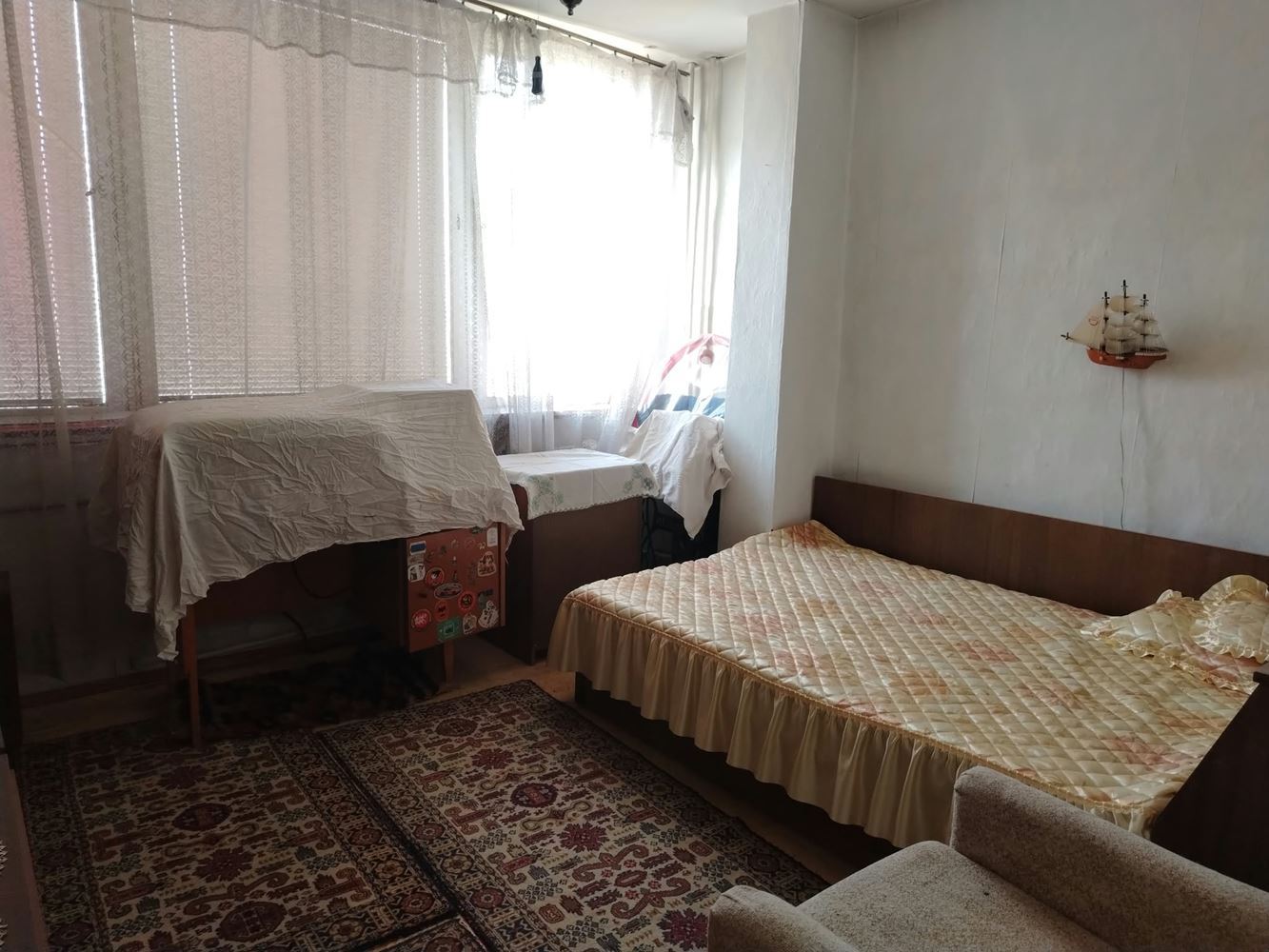 кв. Дружба, Двустаен апартамент, тухла, ТЕЦ, възможност за преустройство с 2 спални - 0