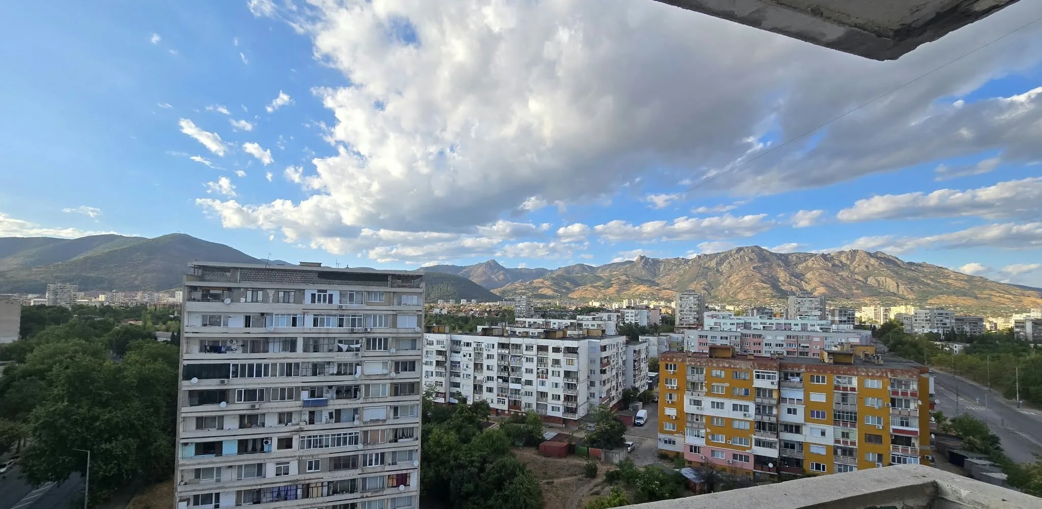 Dame Gruev Neighborhood, Spacious two-bedroom apartment with central heating and a wonderful panoramic view-0 Dame Gruev Neighborhood, Spacious two-bedroom apartment with central heating and a wonderful panoramic view - 0