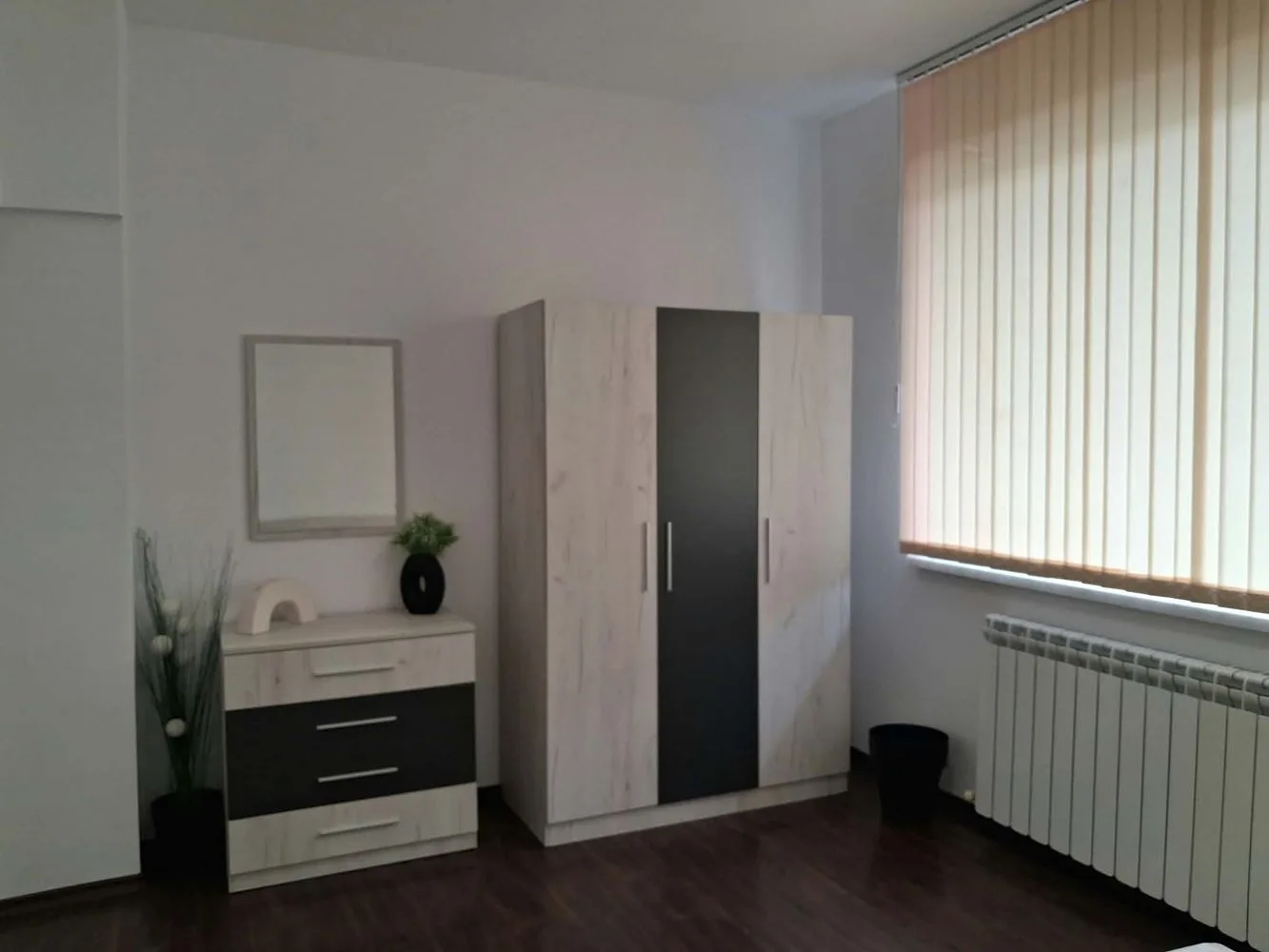 Downtown, Two-Bedroom Apartment, Fully Furnished, First Tenants, TETS-0 Downtown, Two-Bedroom Apartment, Fully Furnished, First Tenants, Central Heating - 0
