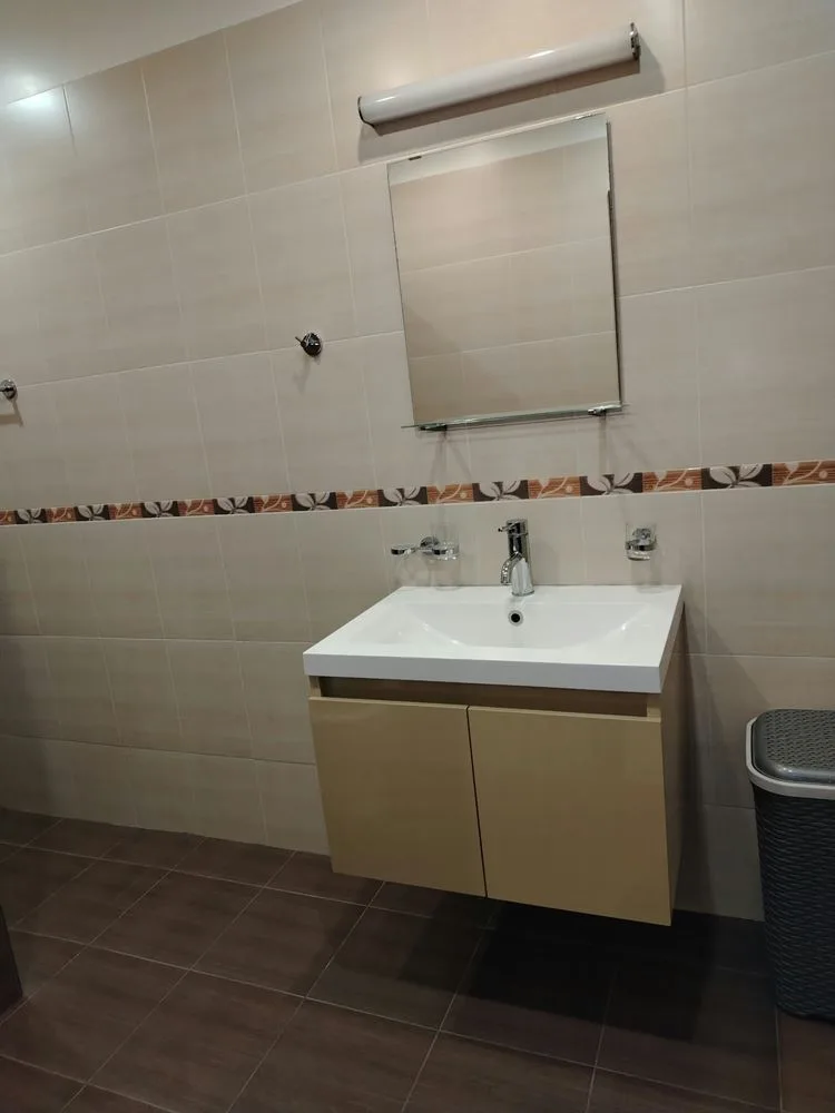 Stadtzentrum, Zweizimmerwohnung mit Garage, komplett möbliert, inkl. Nebenkosten, KEINE blaue Zone-0 Stadtzentrum, Zweizimmerwohnung mit Garage, komplett möbliert, inkl. Nebenkosten, KEINE blaue Zone – 0