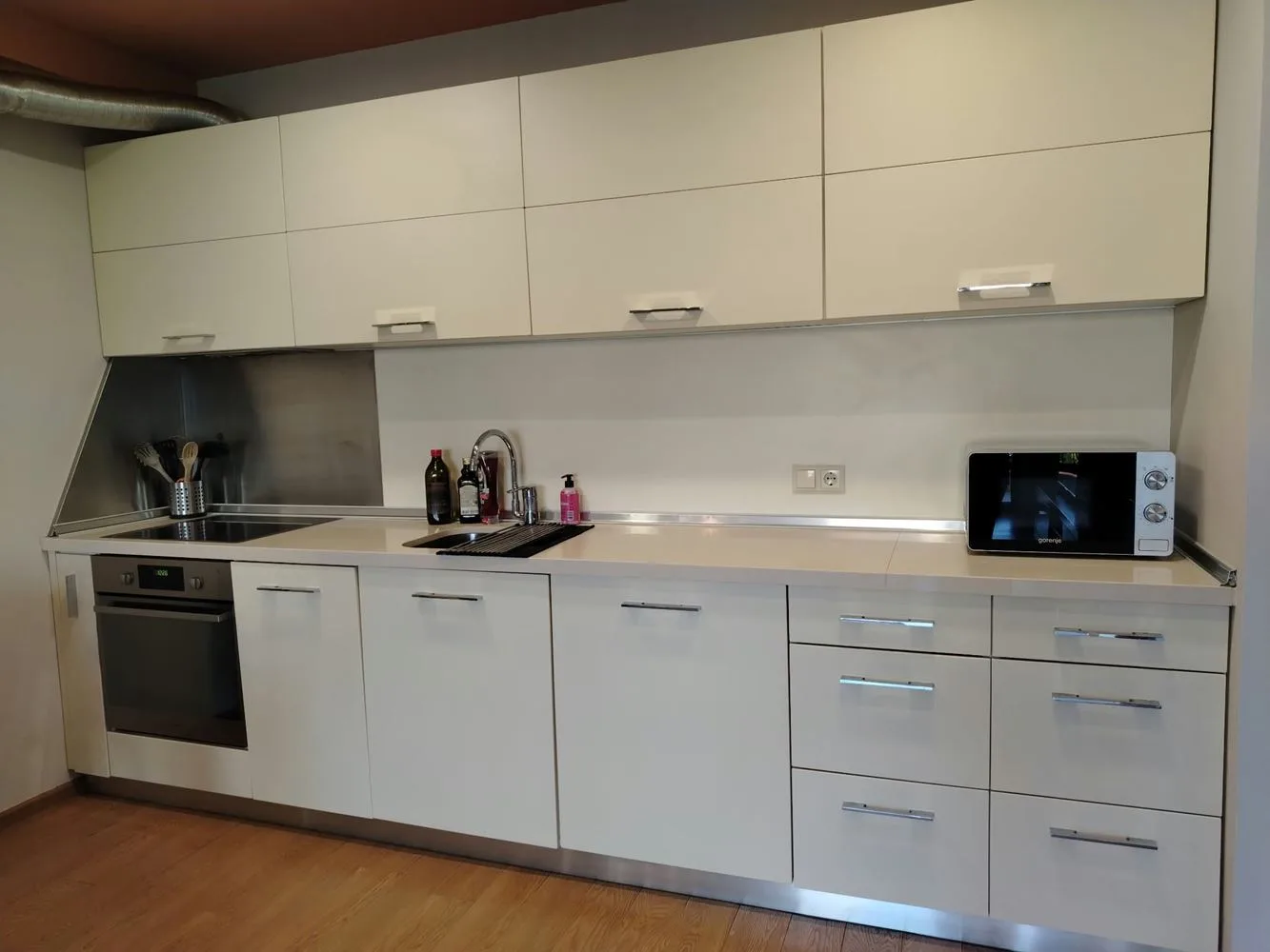 Möblierte Wohnung im Stadtzentrum, in der Nähe der Rosova-Straße und des Stadtparks, mit zwei Schlafzimmern, inkl. Nebenkosten – 0 Möblierte Wohnung im Stadtzentrum, in der Nähe der Rosova-Straße und des Stadtparks, mit zwei Schlafzimmern, inkl. Nebenkosten – 0