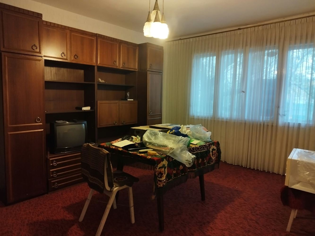 Етаж от къща на атрактивно място и 1/3 ид.част от двор-0 Етаж от къща на атрактивно място и 1/3 ид.част от двор - 0