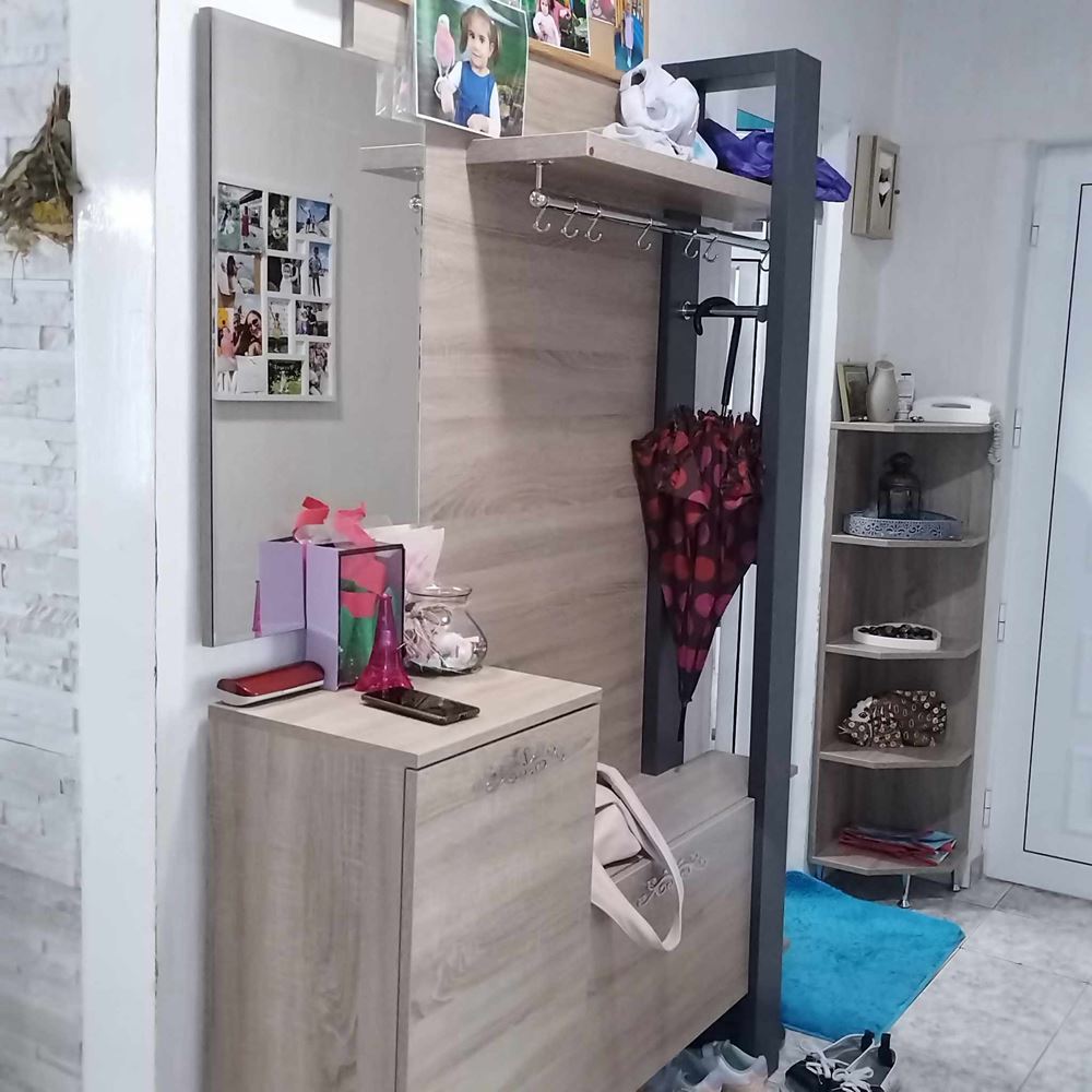 Център-Главната улица Ларго, двустаен апартамент, преустроен в тристаен, след ремонт, обзаведен-0 Център-Главната улица Ларго, двустаен апартамент, преустроен в тристаен, след ремонт, обзаведен - 0