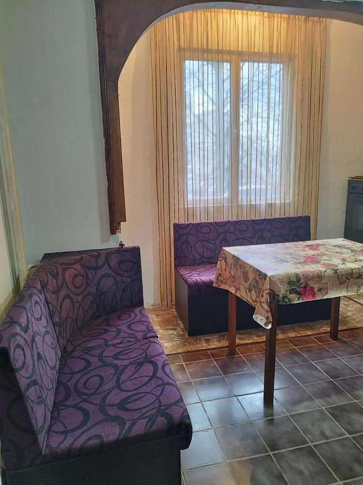 Ein-Zimmer-Wohnung, sanierter Block, Zentralheizung, möbliert, bezugsfertig-0 Zweizimmerwohnung, saniertes Wohnhaus, Fernwärme, möbliert, bezugsfertig – 0