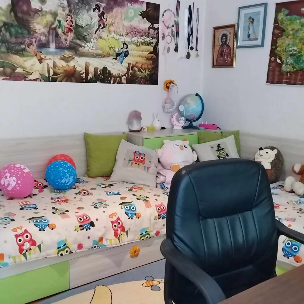 Zentrum-Hauptstraße Largo, ein Schlafzimmer Wohnung, in zwei Schlafzimmer umgewandelt, nach der Renovierung, möbliert-0 Zentrum – Hauptstraße Largo, Zweizimmerwohnung, zu einer Dreizimmerwohnung umgebaut, renoviert, möbliert – 0
